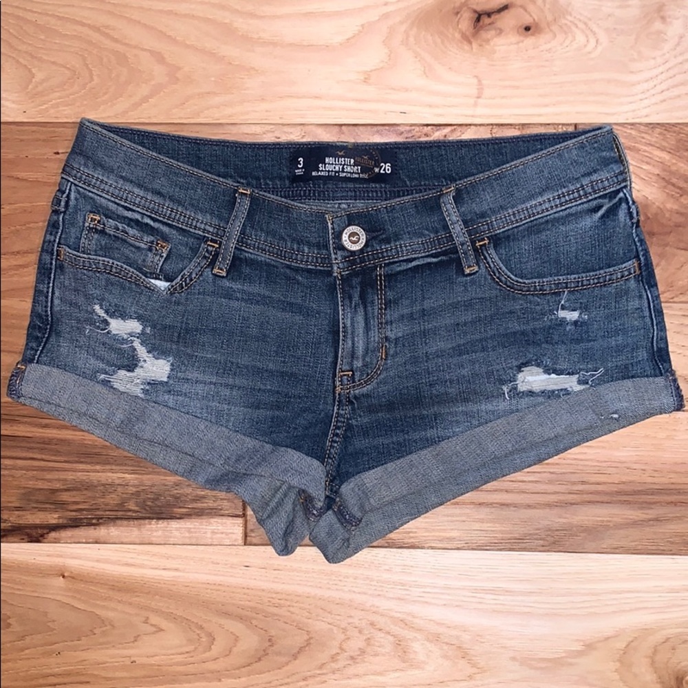 Hollister Slouchy Denim Short, Size 3